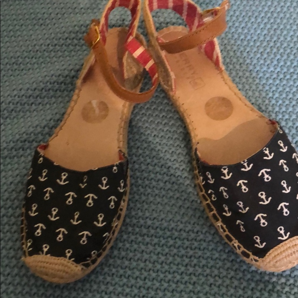 - Sperry Women’s Sandals size7.5